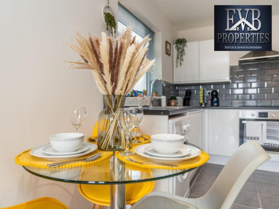 Charming Cosy Getaway Ideal For Leisure & Business Southampton Ngoại thất bức ảnh